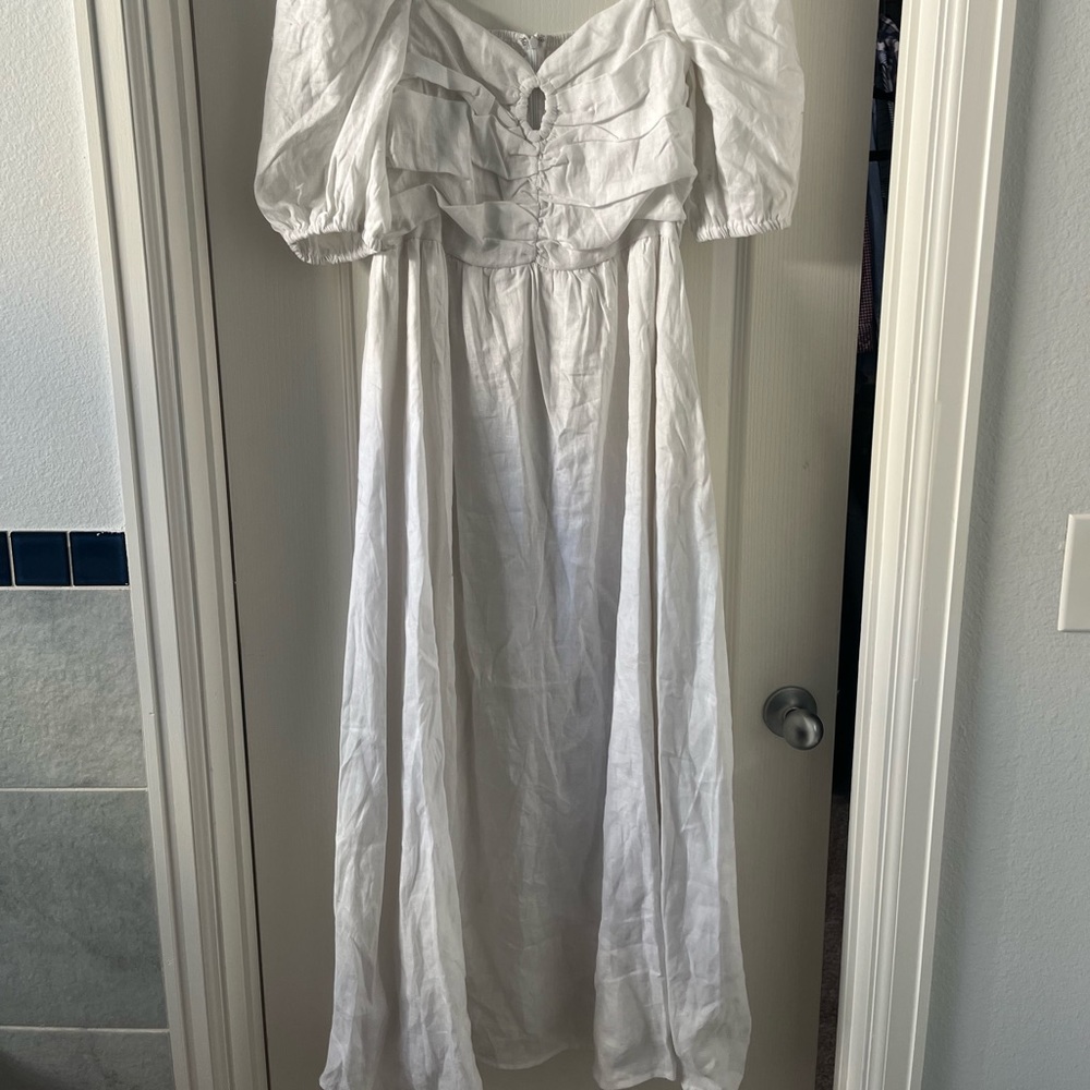 DISSH White Off-Shoulder Midi Dress - Picture 8 of 8